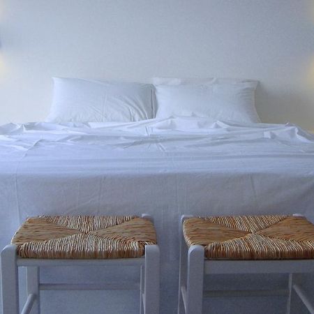 Miramare Hotel Folegandros Town ภายนอก รูปภาพ