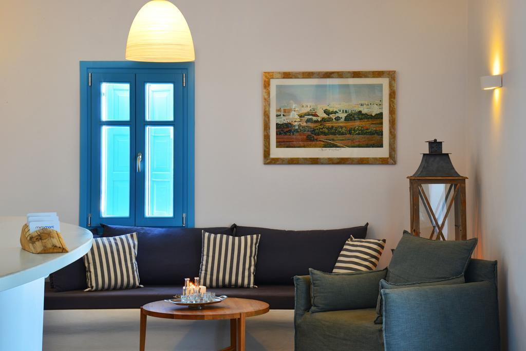 Miramare Hotel Folegandros Town ภายนอก รูปภาพ