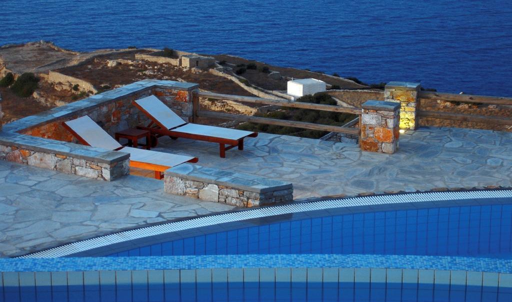 Miramare Hotel Folegandros Town ภายนอก รูปภาพ